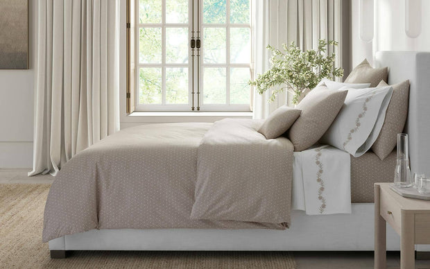 Levi Full/Queen Flat Sheet Bedding Style Matouk 