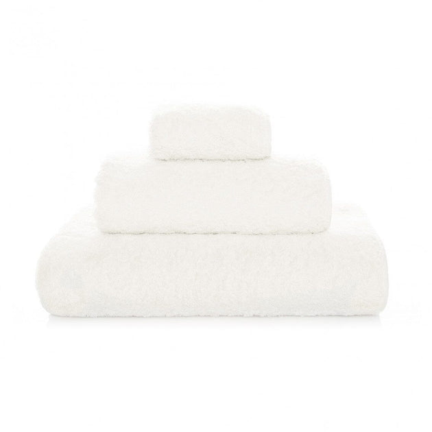 http://bedsidemanor.com/cdn/shop/products/egoist-wash-cloth-bath-linens-graccioza-699450_1200x630.jpg?v=1688065686