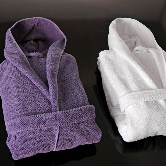 http://bedsidemanor.com/cdn/shop/products/graccioza-bee-waffle-bath-robe-bath-robes-graccioza-562981_1200x630.jpg?v=1635051943