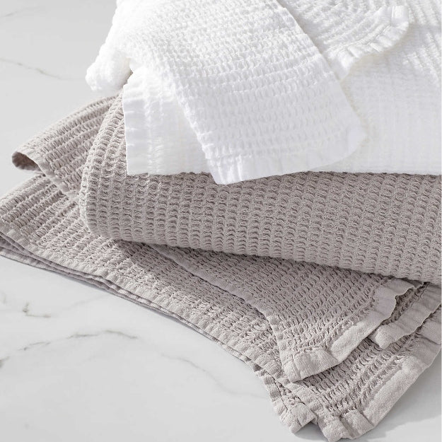 Waffle Weave Bath Towel, Light Grey