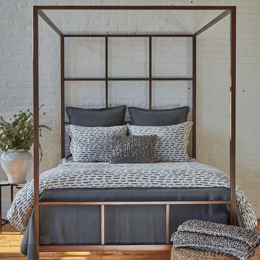 Ann Gish Brushstroke