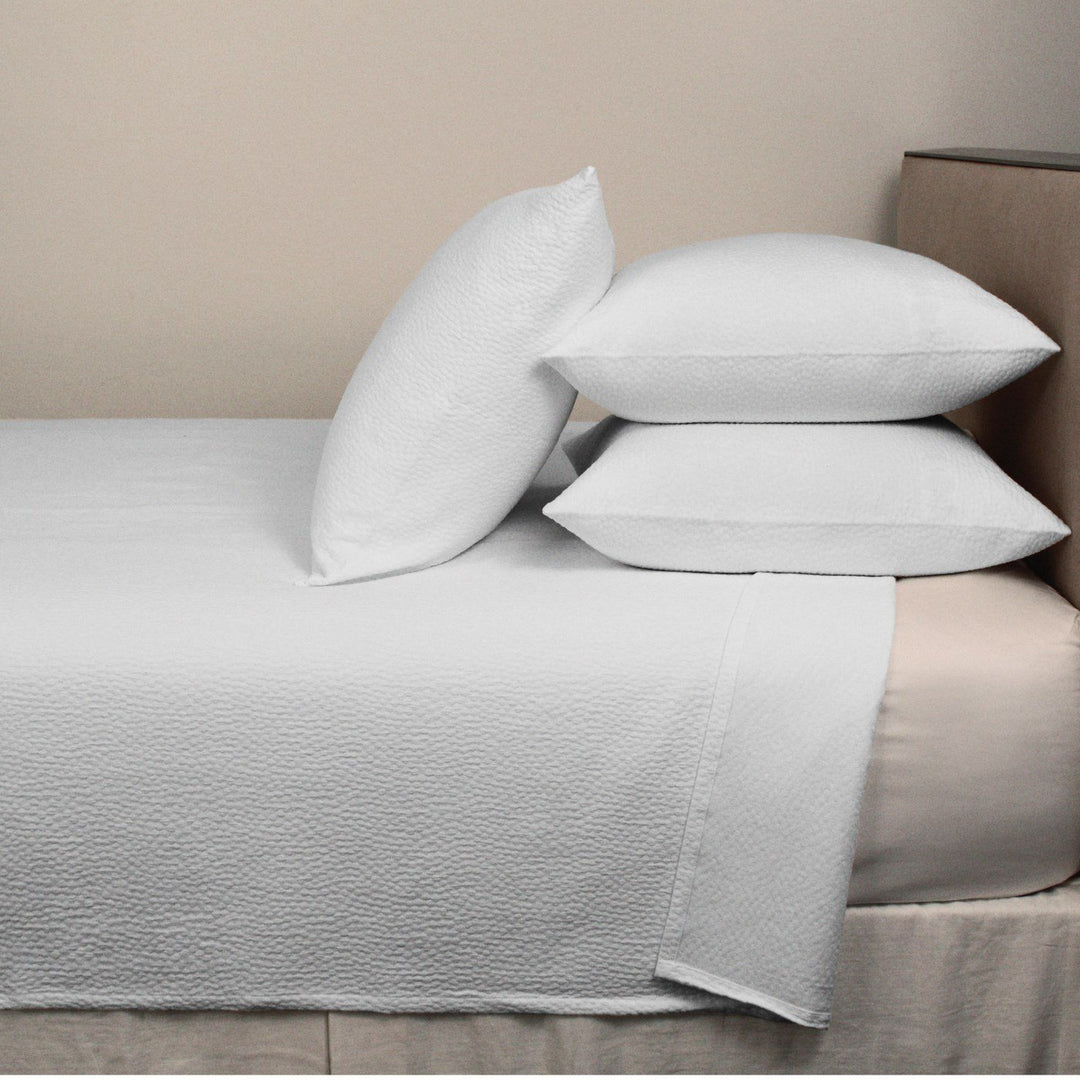 Ann Gish Bubble Matelasse