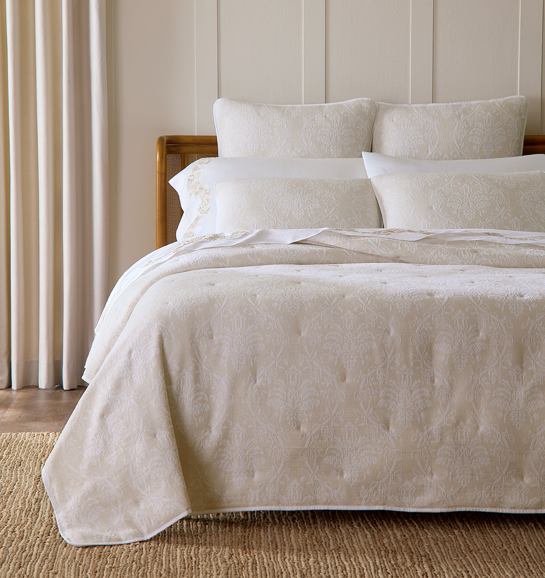 Sferra Isabella Quilt