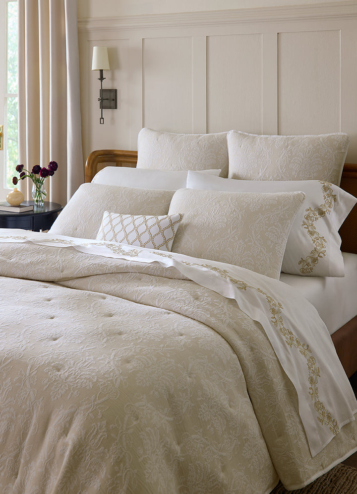 Sferra Isabella Quilt
