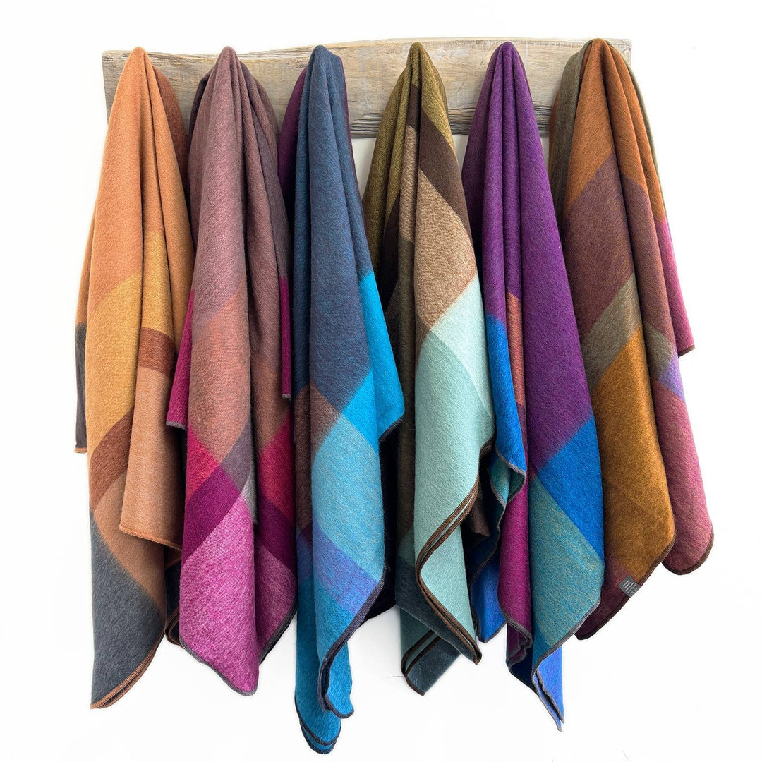 Alpaca Throw Blanket - Mojave Shupaca Alpaca 