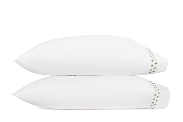 Casablanca Pillowcase- Pair Bedding Style Matouk Clover Standard 