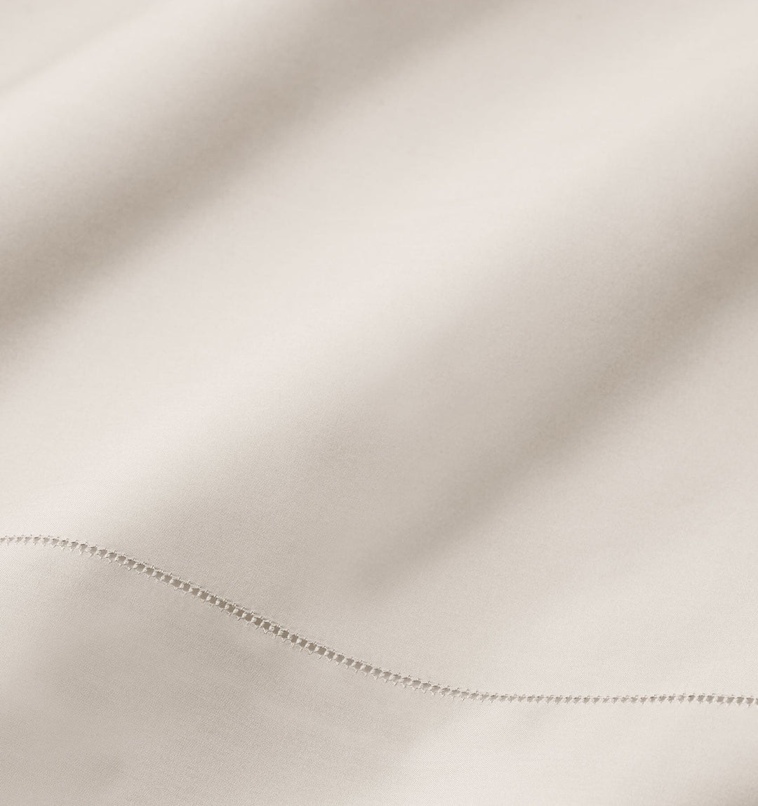 Celeste Cal King Sheet Set Bedding Style Sferra Bone 