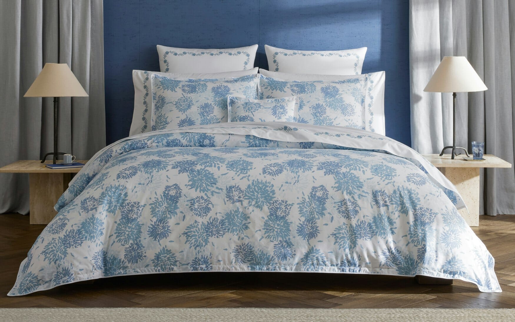 Chrysanthemum Sham Bedding Matouk 