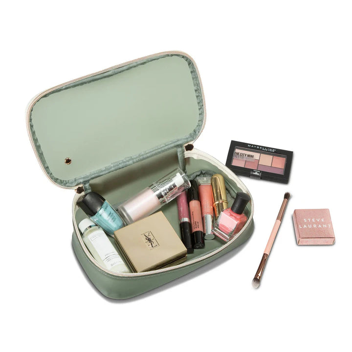 Claire Medium Makeup Case Stephanie Johnson 