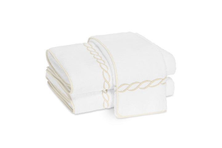 Classic Chain Guest Towel Bath Linens Matouk Ivory 