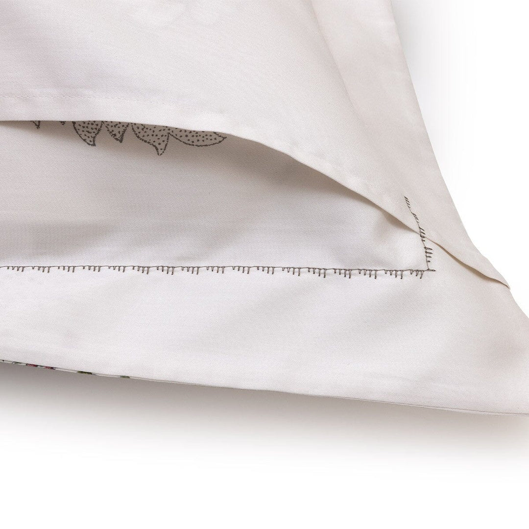 Corolles Sham Bedding Style Yves Delorme 