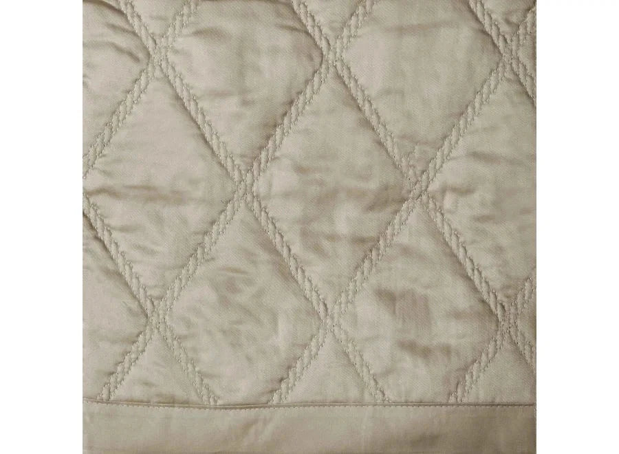 Filicudi Coverlet Bedding Signoria Flax Full/Queen 