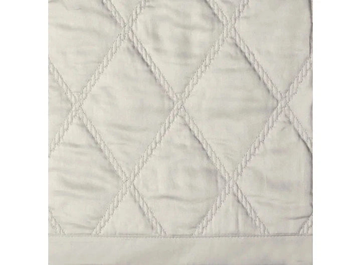 Filicudi Coverlet Bedding Signoria Pearl Full/Queen 
