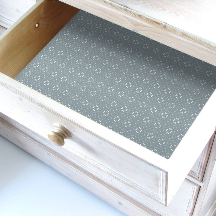 FRESH LINEN Scented Drawer Liners in a DUSK BLUE The Master Herbalist 