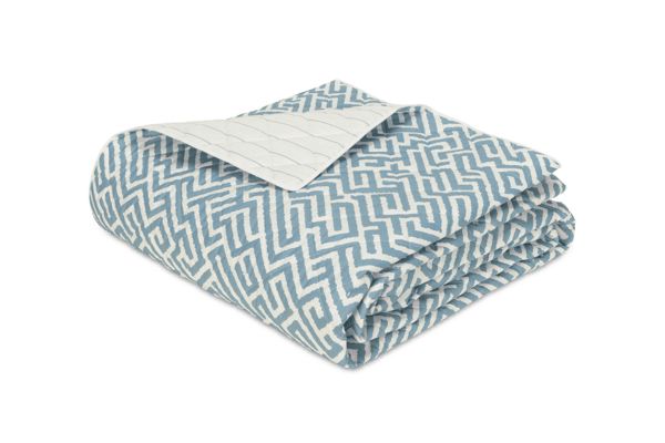 Gabriel Quilt Bedding Style Matouk Stony Blue Twin 