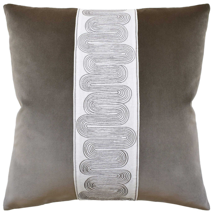 Giorgio Linen Ischia Pillow 22" Decorative Pillow Ryan Studio Platinum 