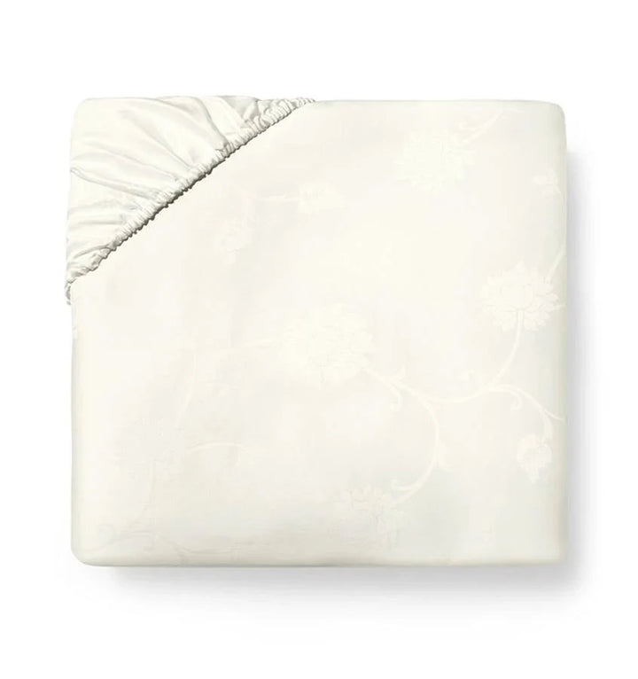 Giza 45 Jacquard Fitted Sheet Bedding Style Sferra Ivory California king 