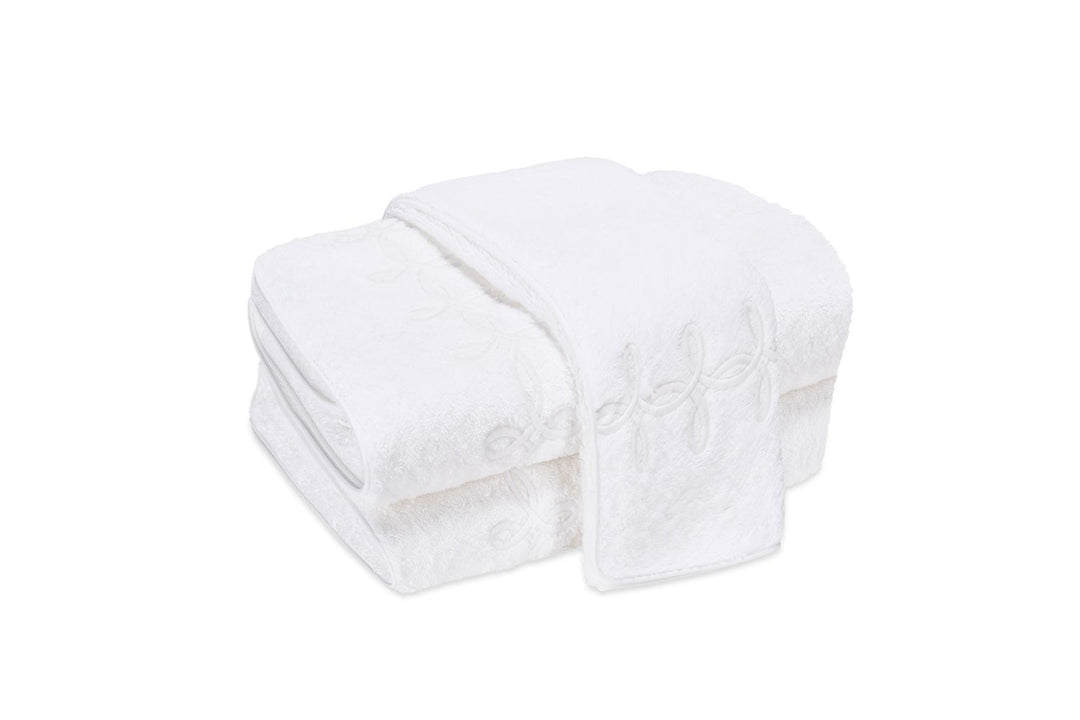 Gordian Knot Bath Towel Bath Linens Matouk White 