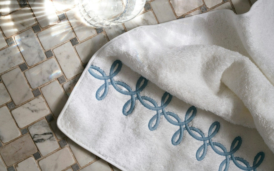 Gordian Knot Wash Cloth Bath Linens Matouk 