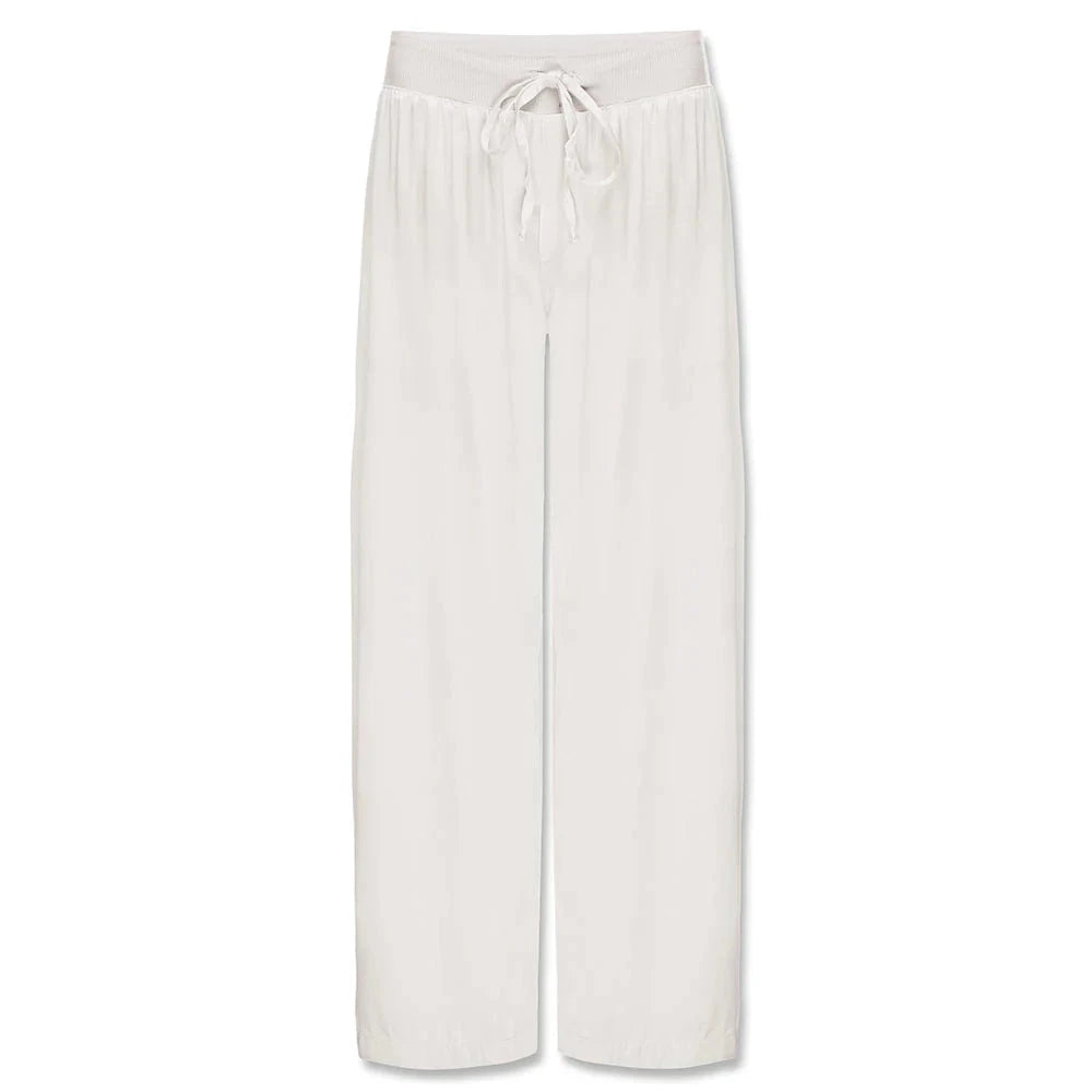 Jolie Satin Capri Loungewear PJ Harlow Pearl 