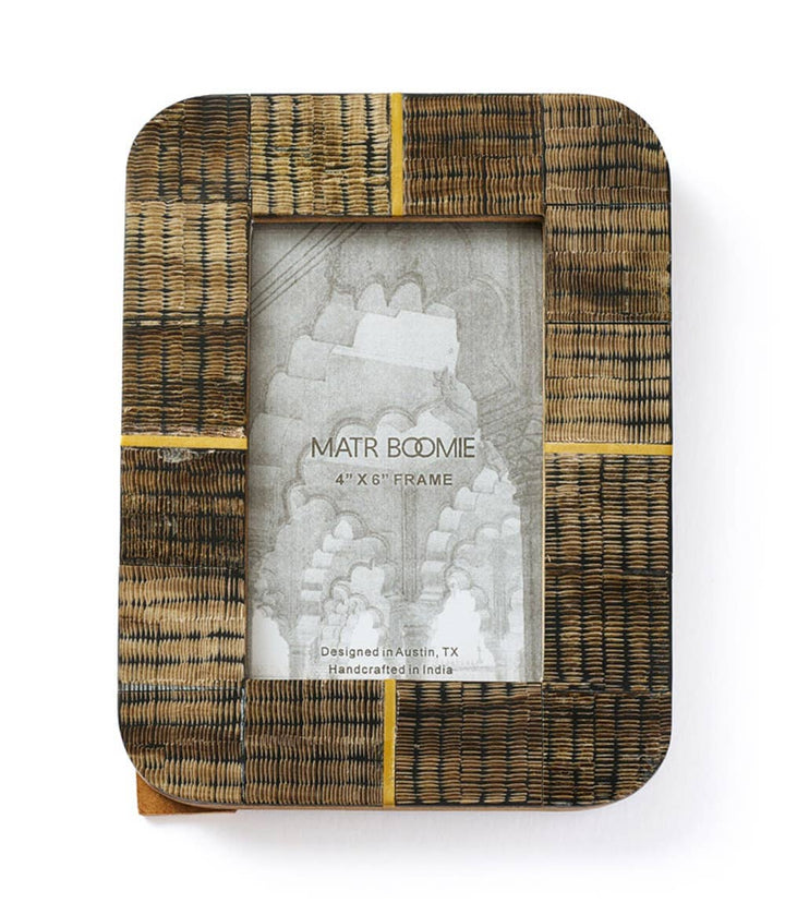 Kerala 4x6 Picture Frame - Curved Carved Horn , Brass Inlay Matr Boomie Fair Trade 