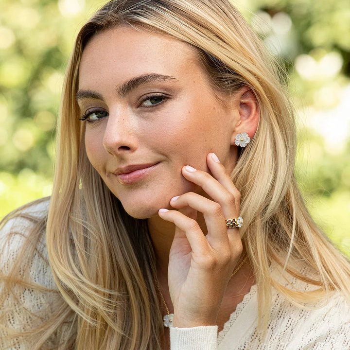 Mermaid Garden Petite Stud Earrings - MOP Jewelry Capucine de Wulf 