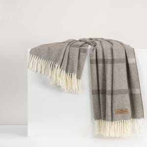 Montauk Throw Throw Lands Downunder Mink 