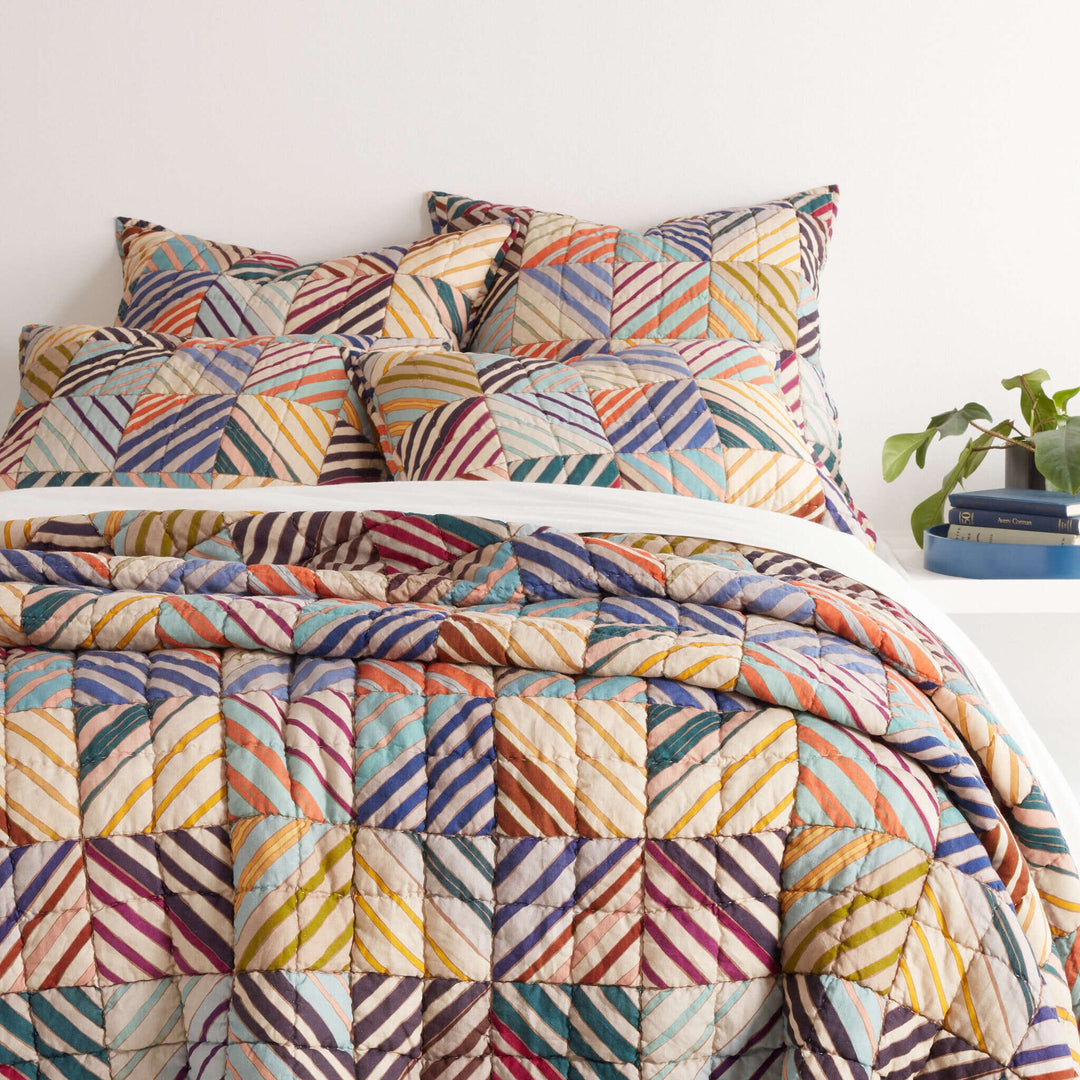 Potter Linen Quilt Bedding Style Pine Cone Hill 