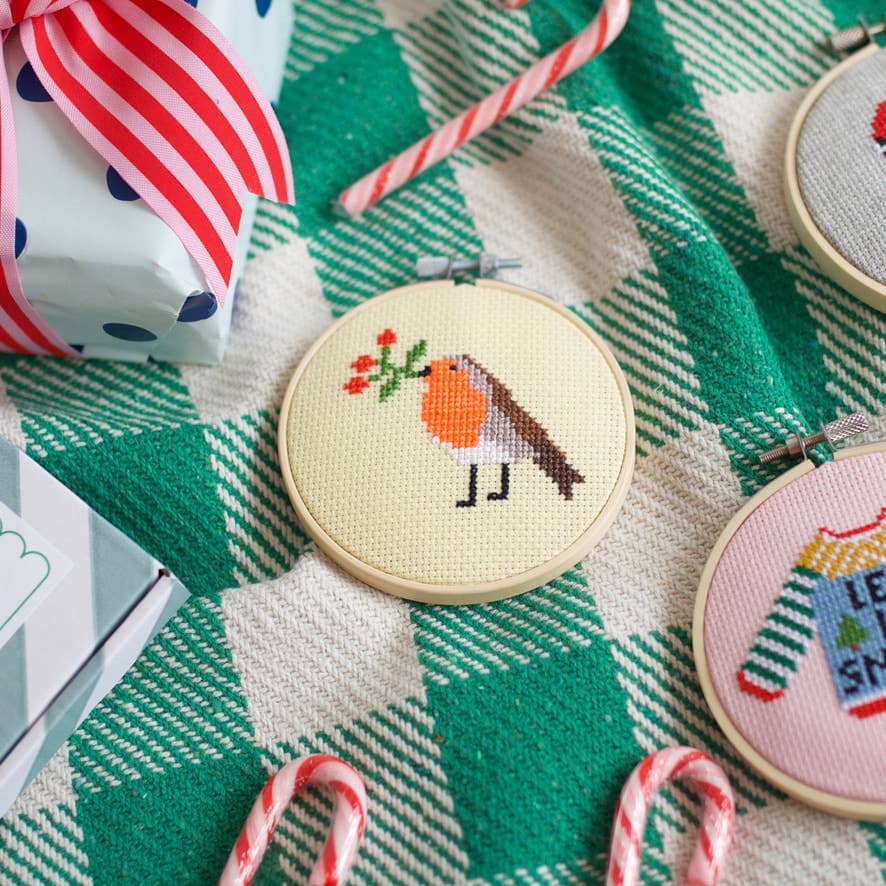 Robin & Berry Beginner Counted Cross Stitch Kit Cotton Clara Craft Kits & Supplies 