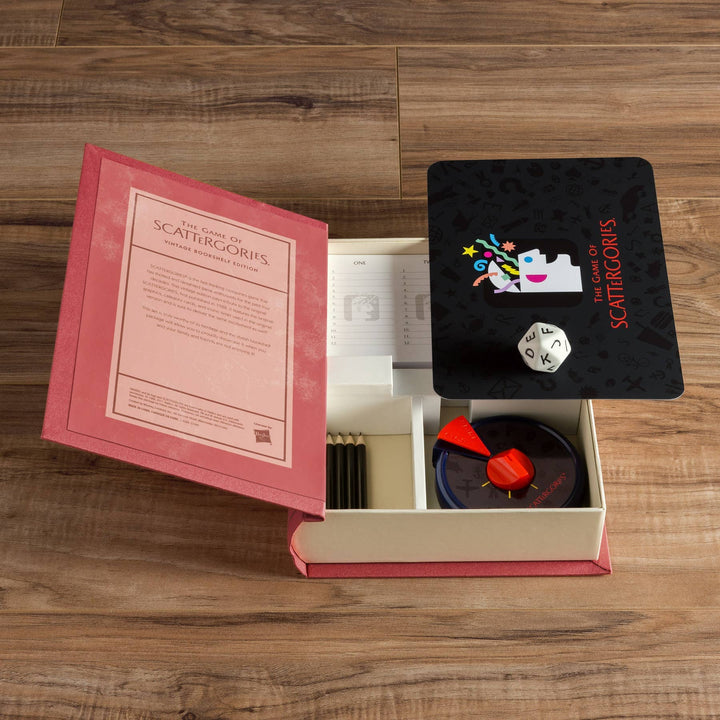 Scattergories Vintage Bookshelf Edition WS Game Company 