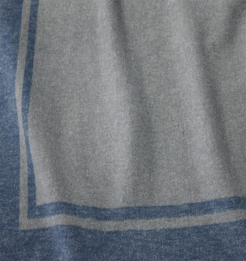 Viletta Throw Throw Sferra Navy/Lunar 