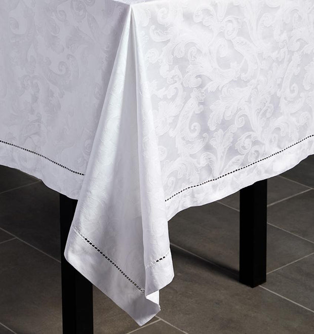 Table Linens - Acanthus 70" X 90" Oblong Tablecloth