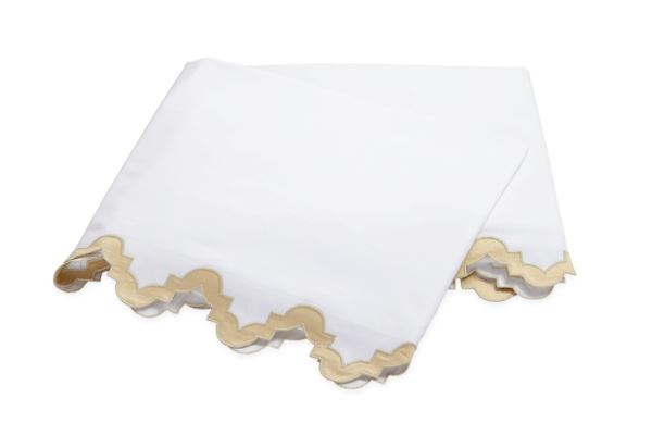 Aziza Full/Queen Flat Sheet Bedding Style Matouk Champagne 