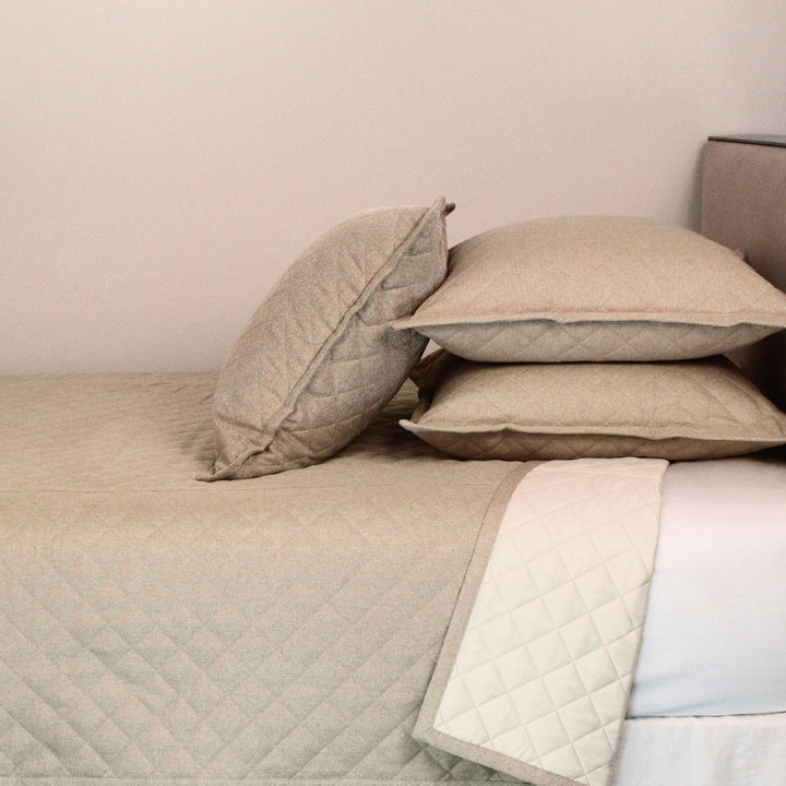 Bedding Style - Baby Basket Queen Coverlet Set