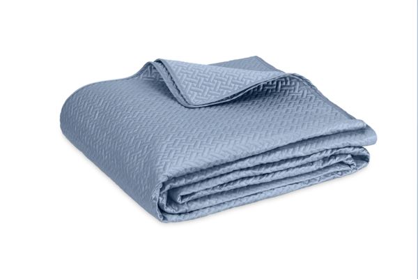 Basketweave Full/Queen Quilt Bedding Style Matouk Hazy Blue 