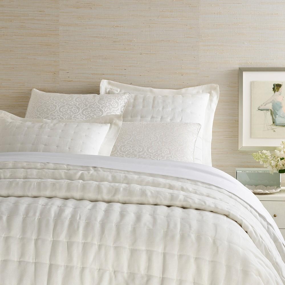 Brussels Full/Queen Quilt Bedding Style Pine Cone Hill