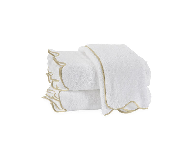 Cairo Scallop Bath Sheet Bath Linens Matouk Sand 