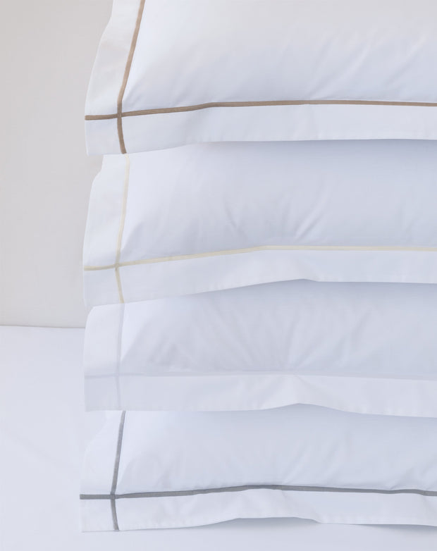 Bedding Style - Classic Hotel Queen Sheet Set