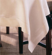 Table Linens - Classico Oblong Tablecloth - 66 X 140