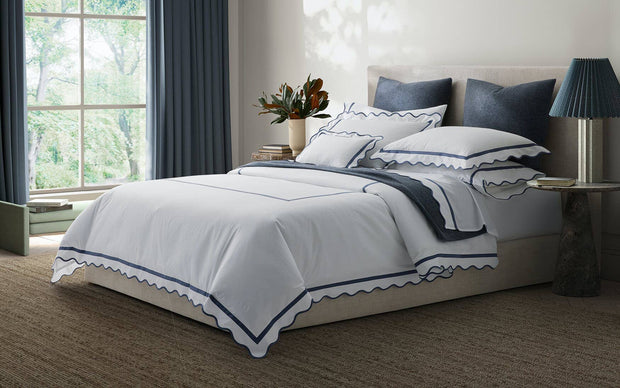Cornelia Full/Queen Flat Sheet Bedding Style Matouk 
