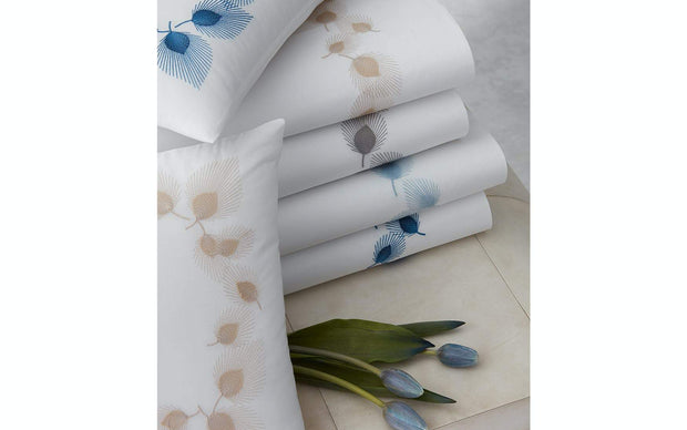Feather Full/Queen Flat Sheet Bedding Style Matouk 