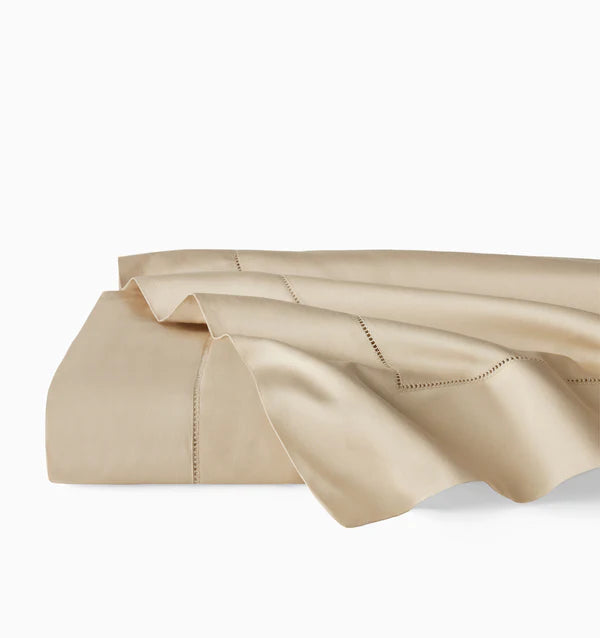 Fiona F/Q Flat Sheet Bedding Style Sferra Sand 