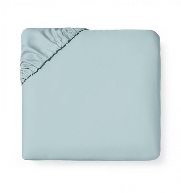 Fiona King Fitted Sheet Bedding Style Sferra Poolside 