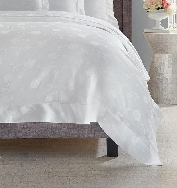 Bedding Style - Giza 45 Jacquard Queen Duvet Cover
