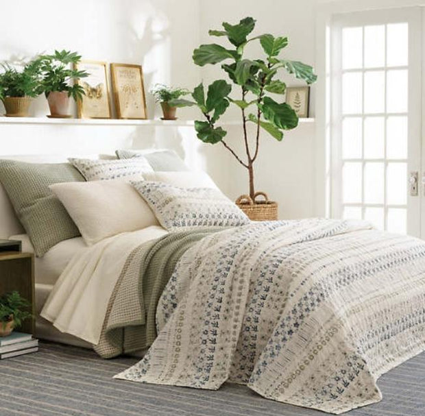 Hawthorn King Coverlet Bedding Style Pine Cone Hill 