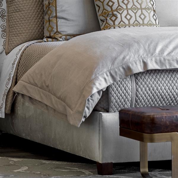 Lili Alessandra Laurie Solid Bedding Style Lili Alessandra 