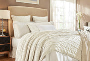 Luna King Quilt Bedding Style Orchids Lux Home White 