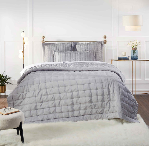 Madison King Quilt Bedding Style Orchids Lux Home Platinum 