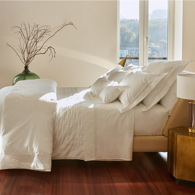 Magnolia King Pillowcases - pair Bedding Style Bovi 