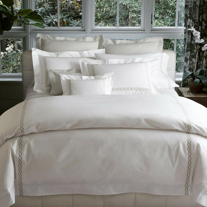 Bedding Style - Matouk Classic Chain